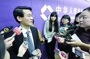 商务部新闻发言人表示,月度数据出现波动是正常的。 商务部新闻发言人表示,月度数据出现波动是正常的。